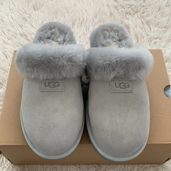 New ugg light grey genuine shearling slipper - Picture 2 of 14